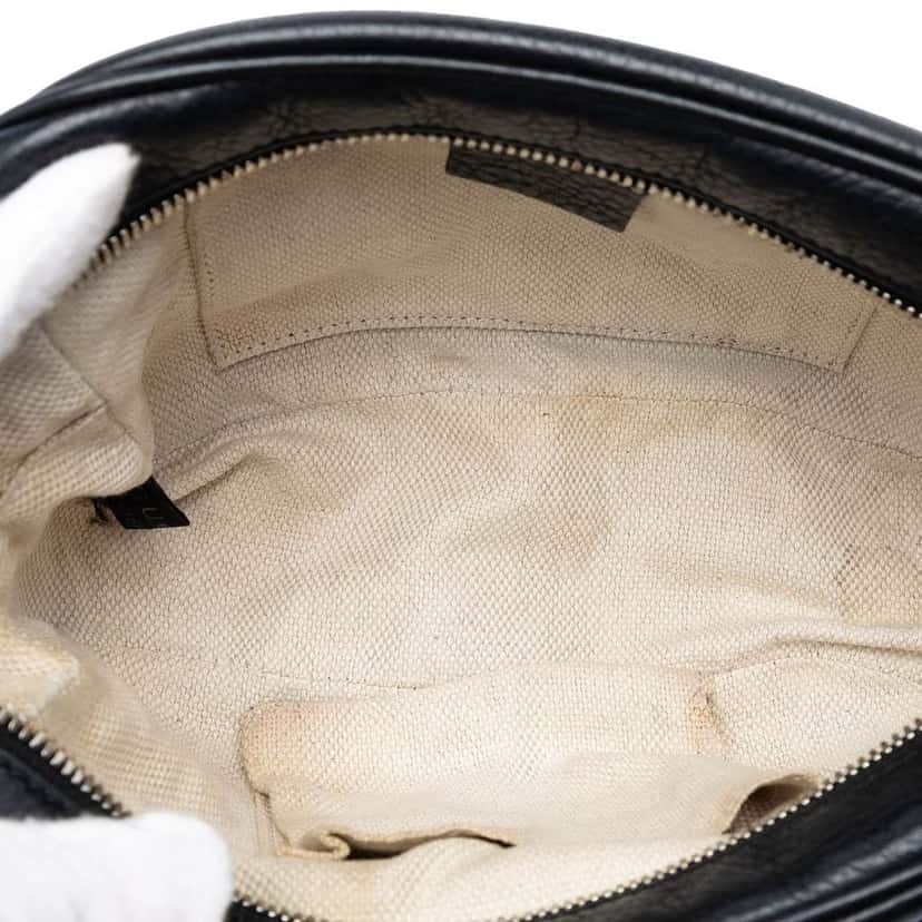 Gucci Leather Soho Disco Crossbody Black Leather Very good condition - Model View