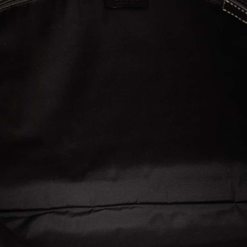 Gucci GG Crystal Crossbody Beige Very good condition - Model View