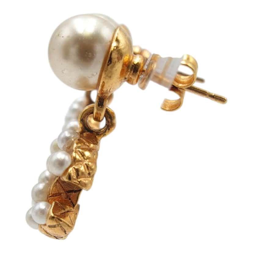 Chanel CC Gold Plated Faux Pearl Drop Push Back Earrings Gold Metal Very good condition - Model View