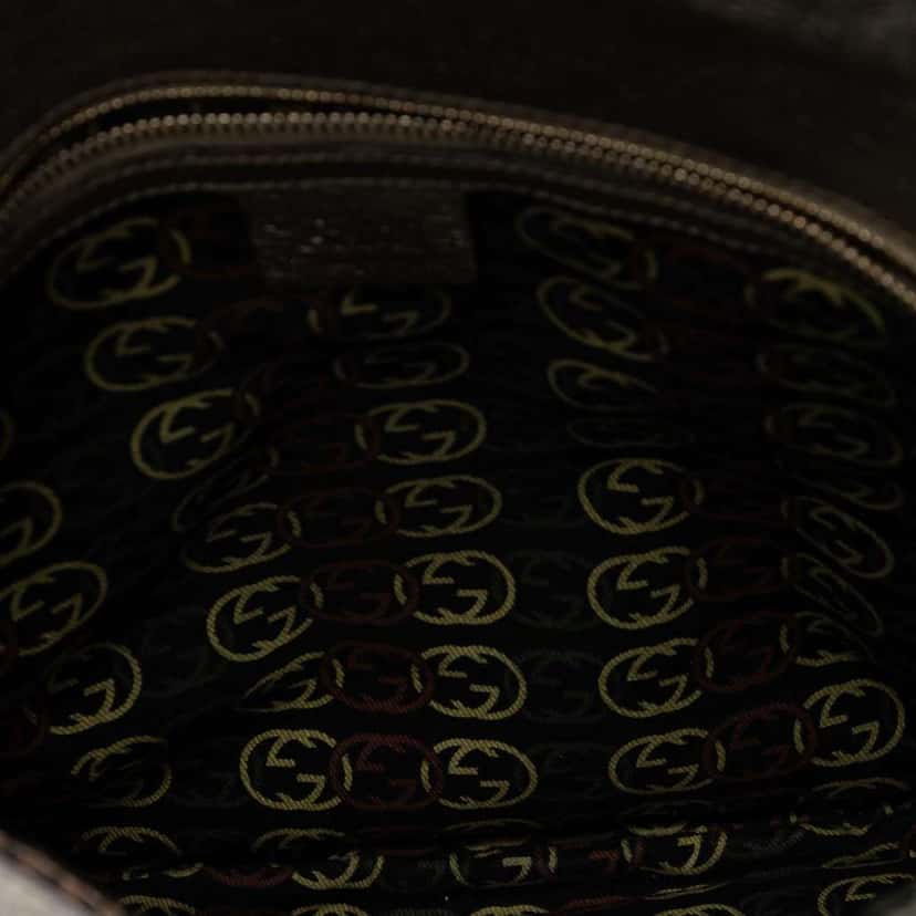 Gucci Medium Metallic Calfskin Britt Tassel Flap Shoulder Bag Gold Leather Very good condition - Model View