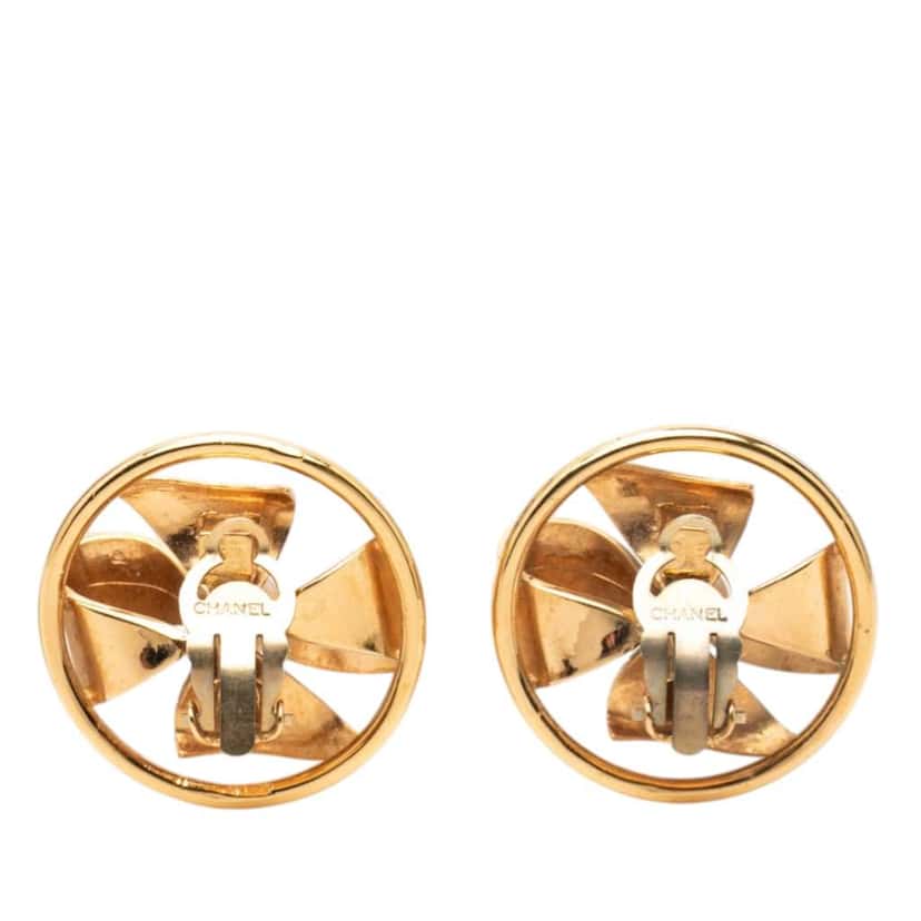 Chanel CC Gold Plated Faux Pearl Pinwheel Ribbon Clip On Earrings Gold Metal Very good condition - Back View