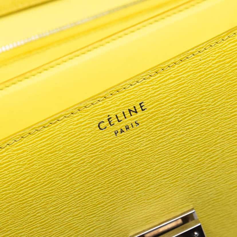 Celine Medium Calfskin Classic Box Yellow Leather Very good condition - Box View