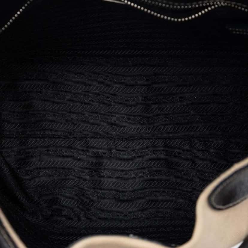 Prada Cinghiale Trimmed Canapa Shoulder Bag Brown Canvas Very good condition - Model View