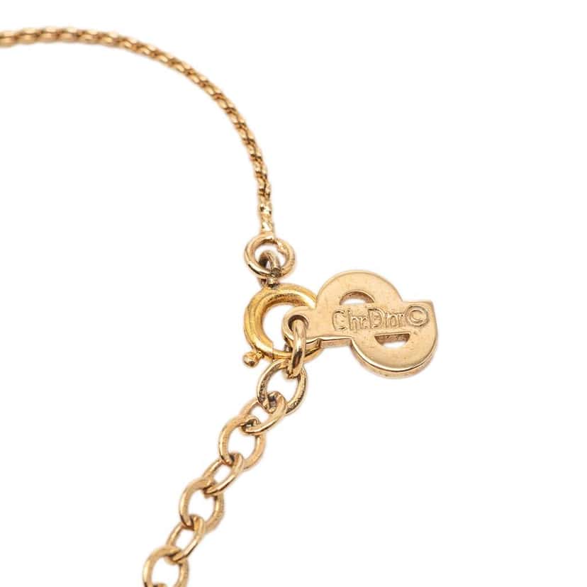 Dior Gold Plated CD Logo Pendant Necklace Gold Metal Very good condition - Model View
