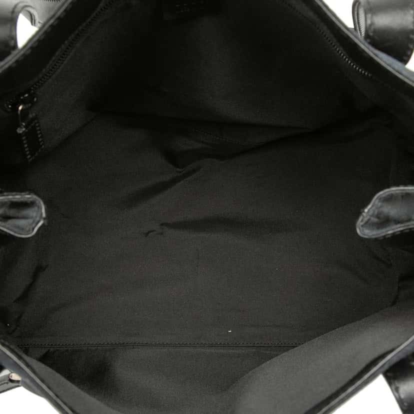 Gucci GG Canvas Tote Black Canvas Very good condition - Model View