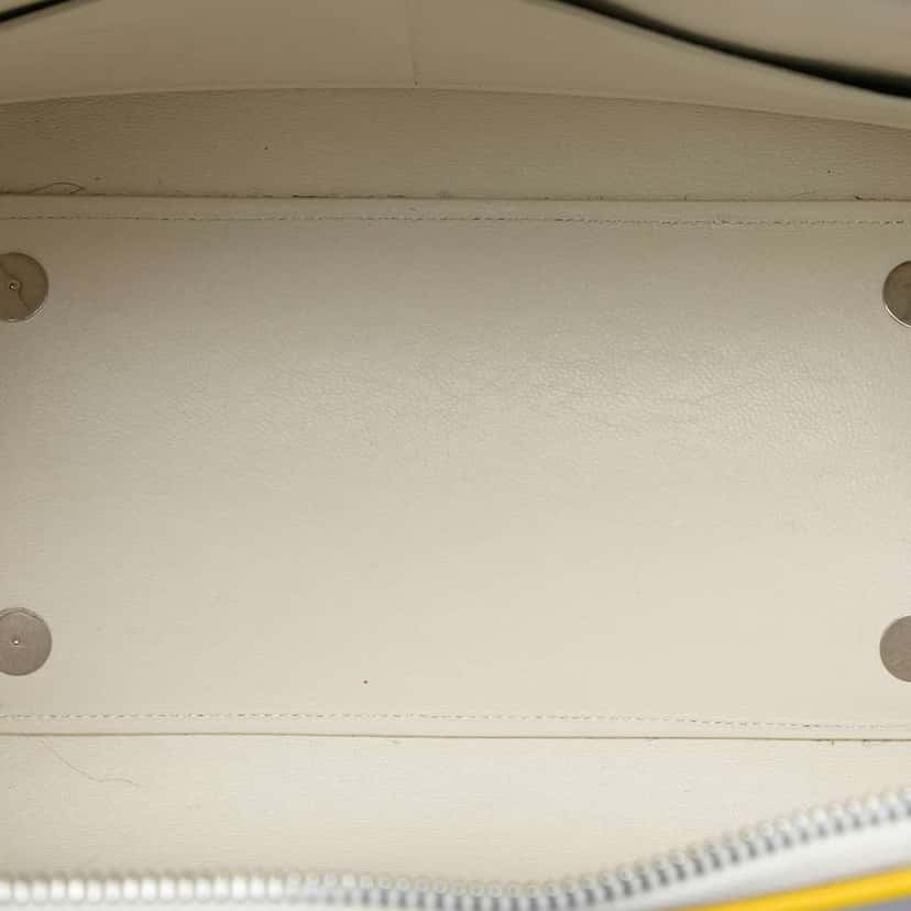 Celine Mini Smooth Calfskin Belt Bag White Leather Very good condition - Model View