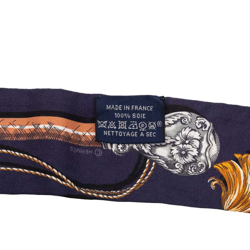 Hermès Cavalcades Silk Twilly Scarf Blue Silk Very good condition - Inside View