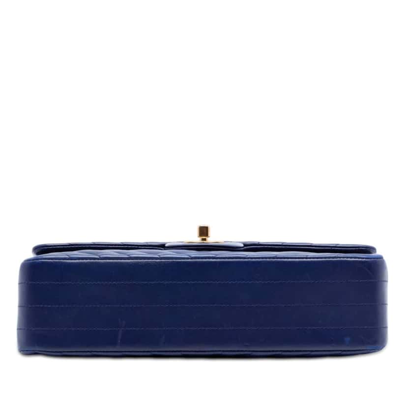 Chanel Medium Classic Chevron Lambskin Double Flap Blue Leather Very good condition - Inside View