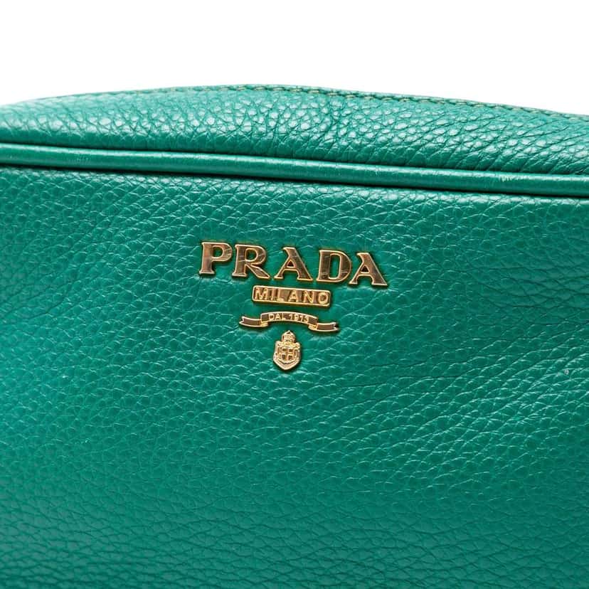 Prada Mini Vitello Daino Camera Bag Green Leather Very good condition - Box View
