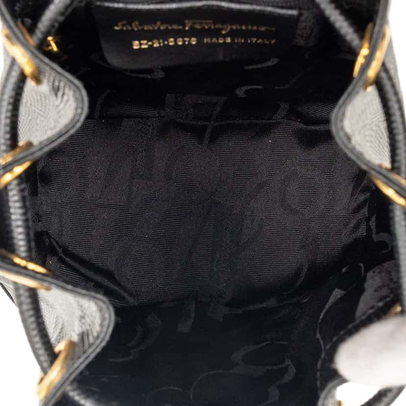 Salvatore Ferragamo Lizard Embossed Leather Vara Bow Drawstring Backpack Black Leather Very good condition - Model View