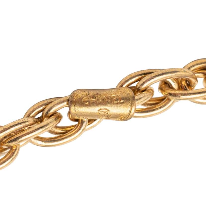 Chanel CC Gold Plated Medallion Wrap Around Necklace Gold Metal Very good condition - Inside View