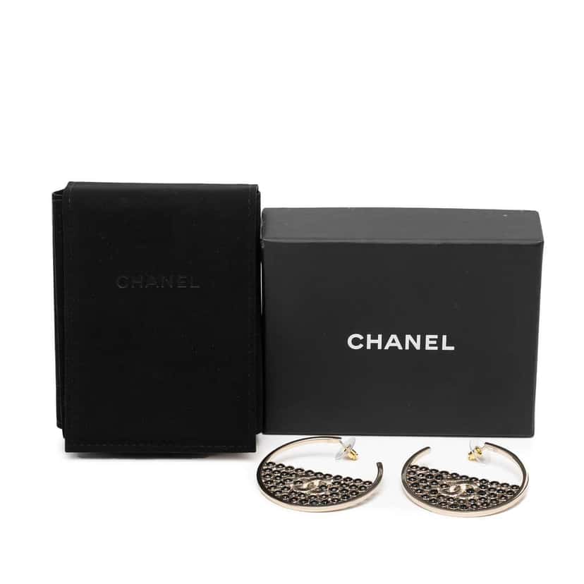 Chanel CC Gold Plated Strass Hoop Push Back Earrings Gold Metal Very good condition - Model View