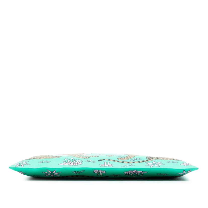 Hermès Les Leopards Silky Pocket Cosmetic Case Green Silk Very good condition - Inside View
