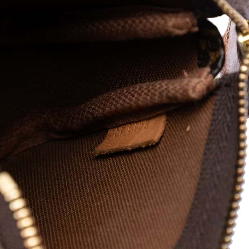 Louis Vuitton Monogram Mini Pochette Accessoires Brown Very good condition - Box View