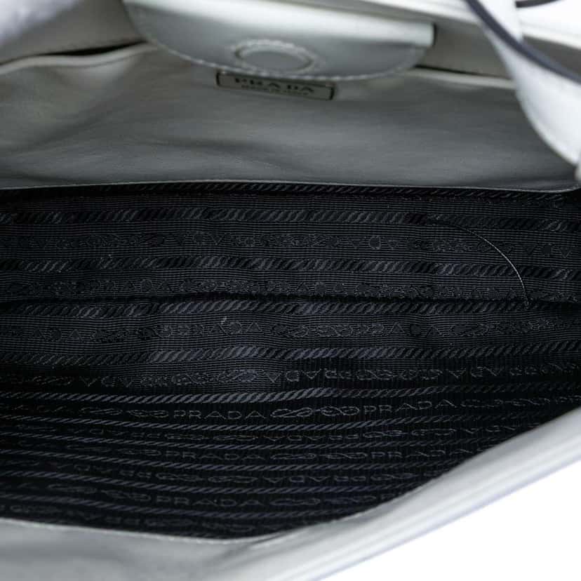 Prada Spazzolato Cleo Shoulder Bag White Leather Very good condition - Model View