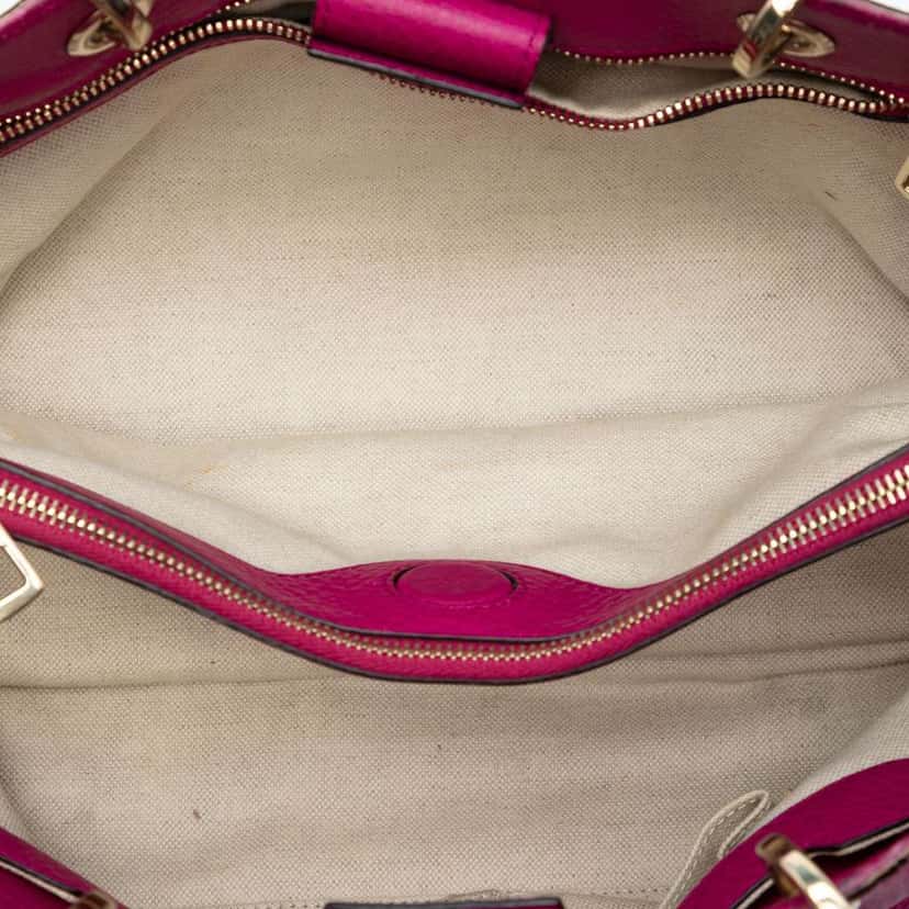 Gucci Medium Calfskin Bamboo Shopper Satchel Pink Leather Very good condition - Model View