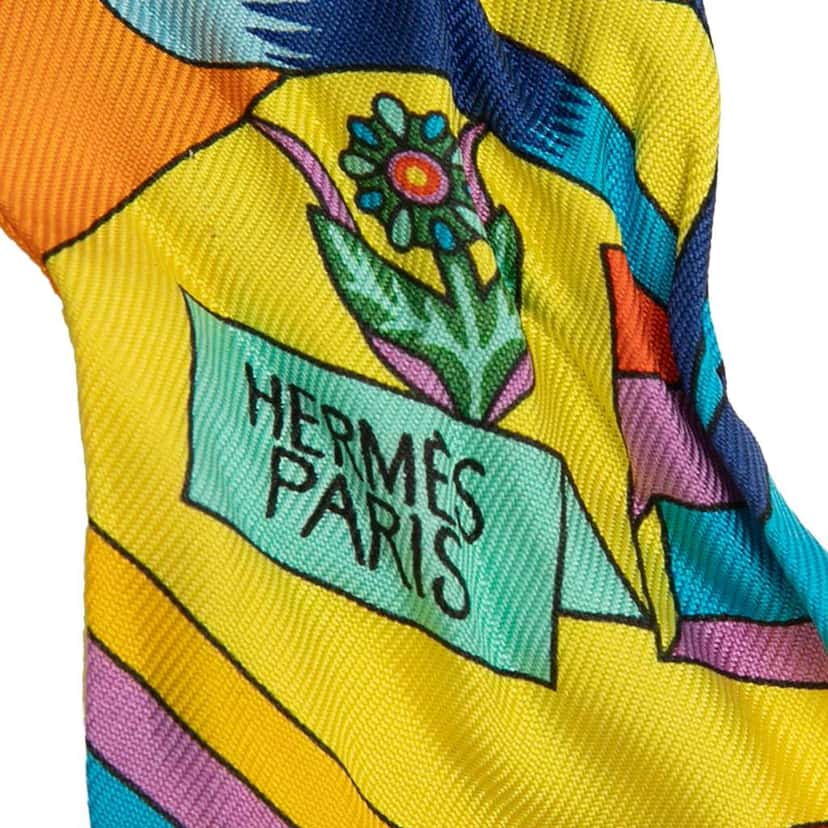 Hermès La Source de Pegase Silk Twilly Scarf Orange Silk Very good condition - Inside View