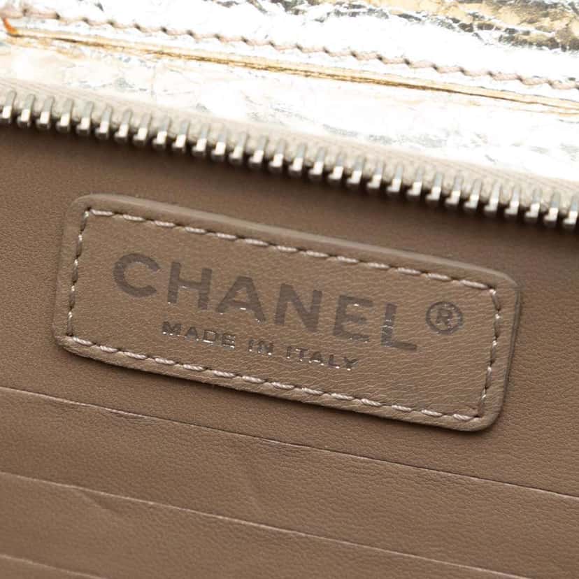 Chanel Quilted Metallic Aged Calfskin Clams Wallet on Chain Gold Leather Very good condition - Box View