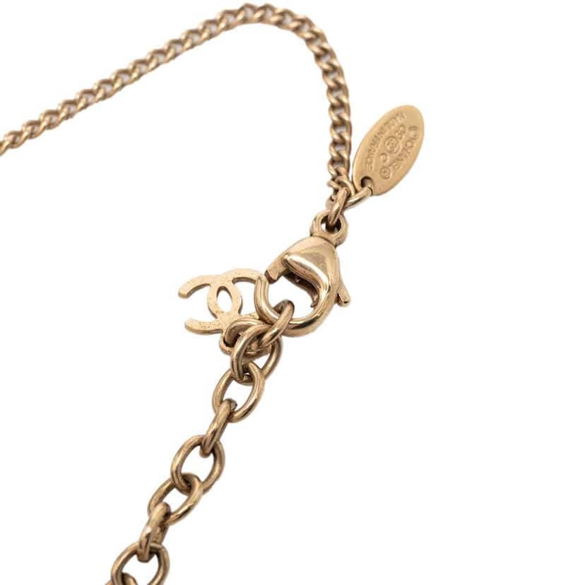 Chanel CC Gold Plated Resin Strass Dome Pendant Necklace Pink Metal Very good condition - Model View
