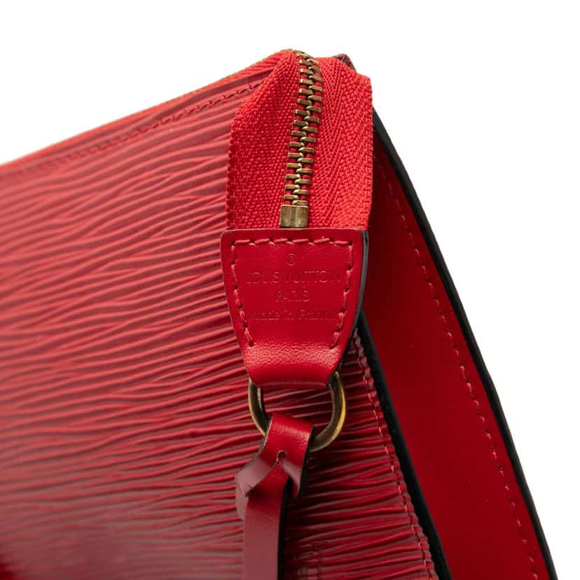 Louis Vuitton Epi Pochette Accessoires Red Leather Very good condition - Box View