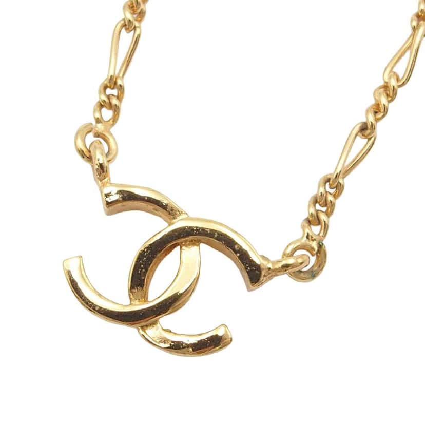 Chanel CC Gold Plated Pendant Necklace Gold Metal Very good condition - Back View