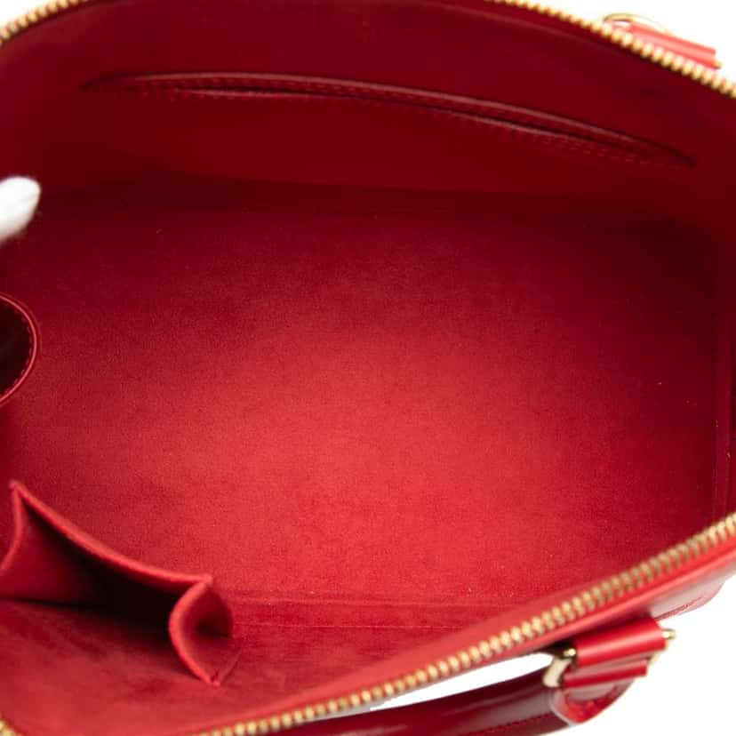 Louis Vuitton Epi Alma PM Red Leather Very good condition - Model View