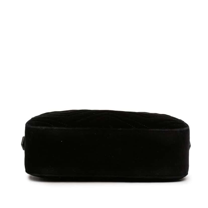 Gucci Small GG Marmont Matelasse Velvet Crossbody Black Velvet Very good condition - Inside View