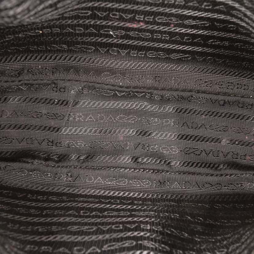 Prada Mini Saffiano Re Edition Shoulder Bag Black Leather Very good condition - Model View