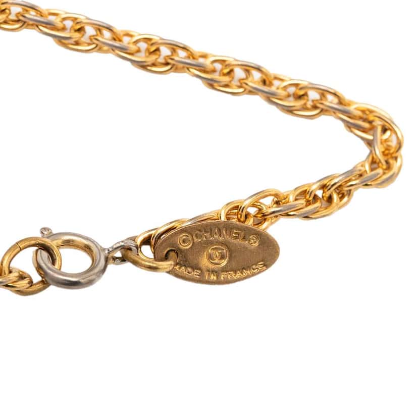 Chanel CC Gold Plated Strass Pendant Necklace Gold Metal Very good condition - Model View