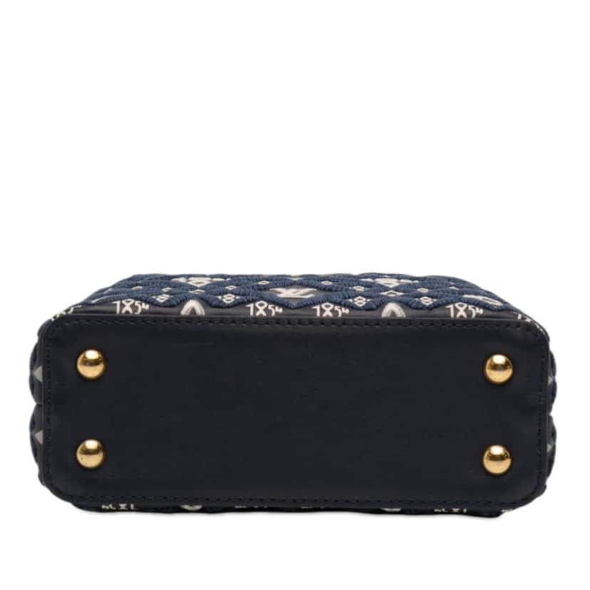 Louis Vuitton Monogram Since 1854 Capucines BB Blue Leather Very good condition - Inside View