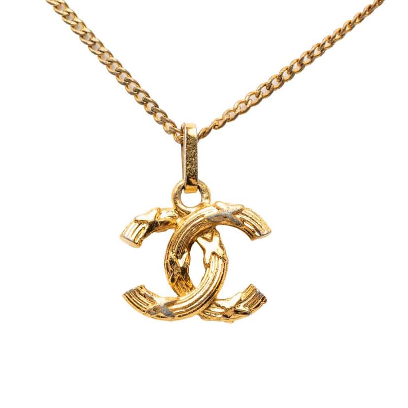 Chanel CC Gold Plated Textured Pendant Necklace Gold Metal Very good condition - Back View