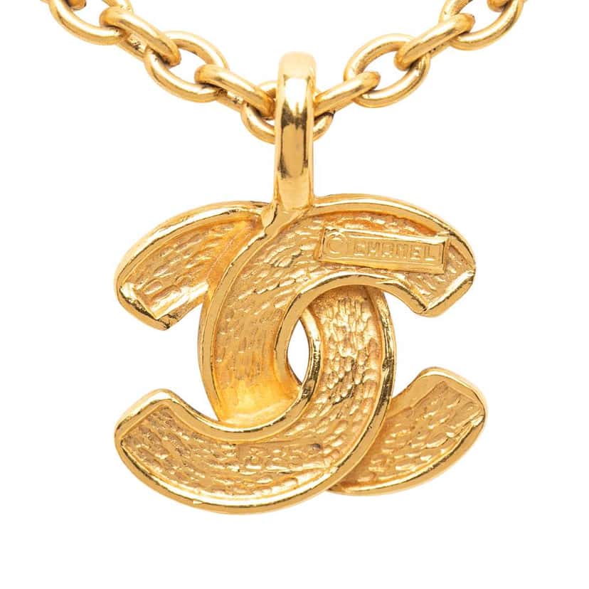 Chanel Gold Plated CC Quilted Pendant Necklace Gold Metal Very good condition - Back View