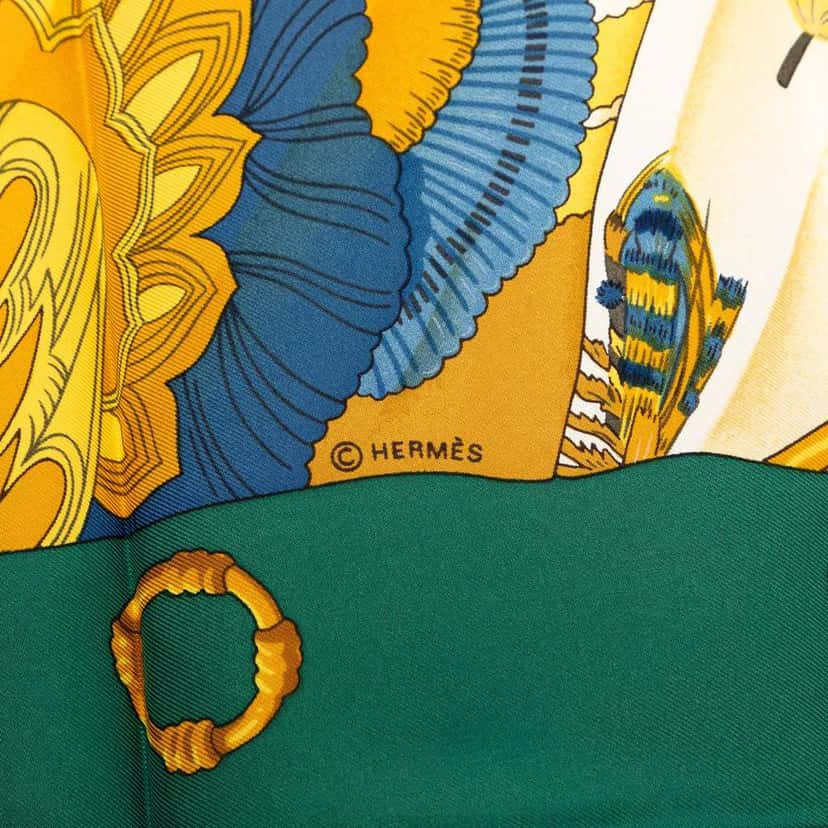 Hermès Soleil de Soie Silk Scarf 90 Beige Silk Very good condition - Box View