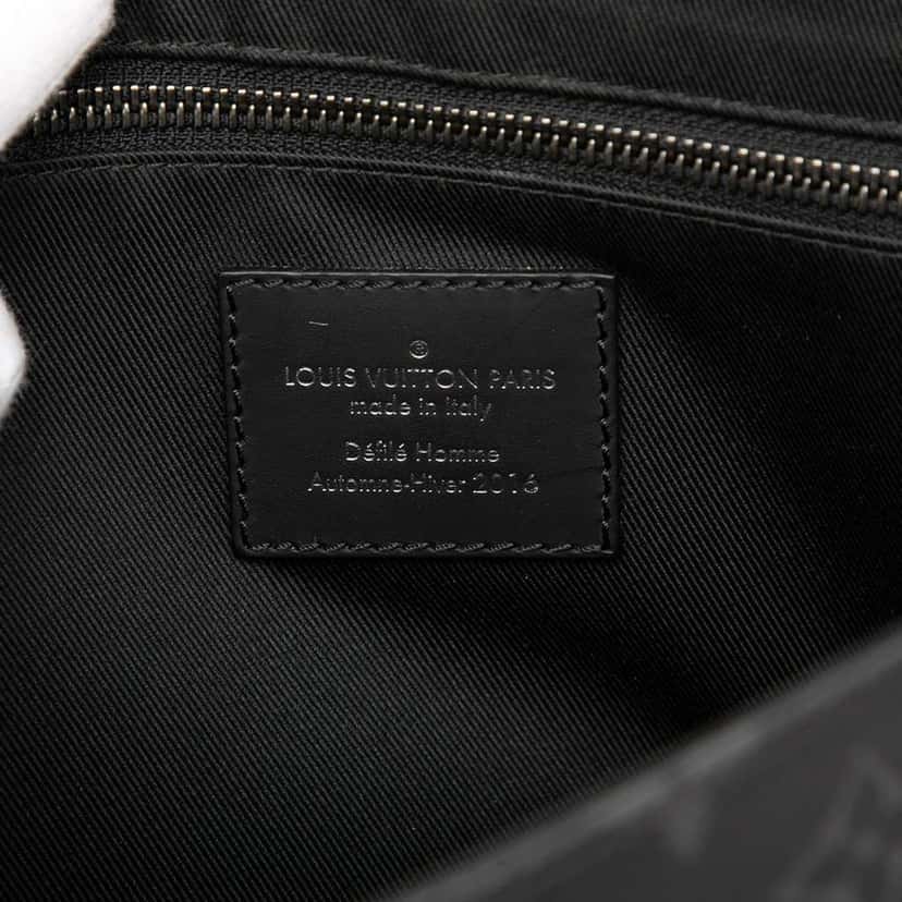 Louis Vuitton Monogram Eclipse Voyager PM Black Very good condition - Box View