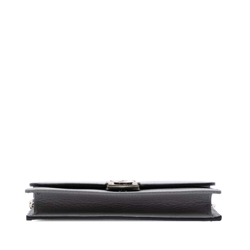 Gucci Leather Interlocking G Dollar Wallet on Chain Grey Leather Very good condition - Inside View