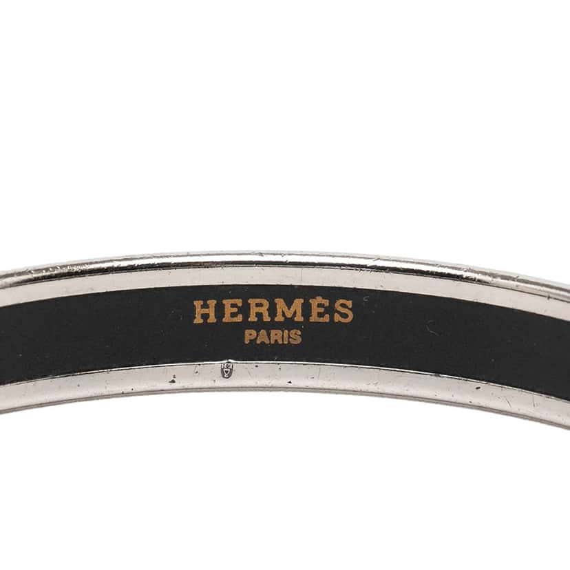 Hermès Narrow Flower Petal Enamel Bangle 62 Blue Very good condition - Model View