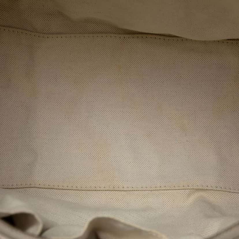 Gucci Guccissima Lovely Shoulder Bag White Leather Very good condition - Model View