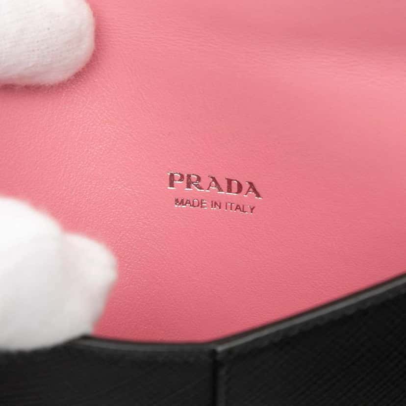 Prada Saffiano Envelope Pouch Black Leather Very good condition - Box View
