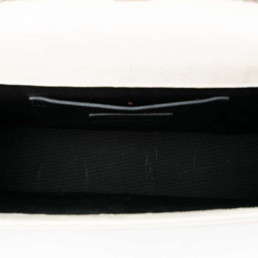 Saint Laurent Medium Croc Embossed Leather Monogram Kate Tassel Crossbody White Leather Very good condition - Model View