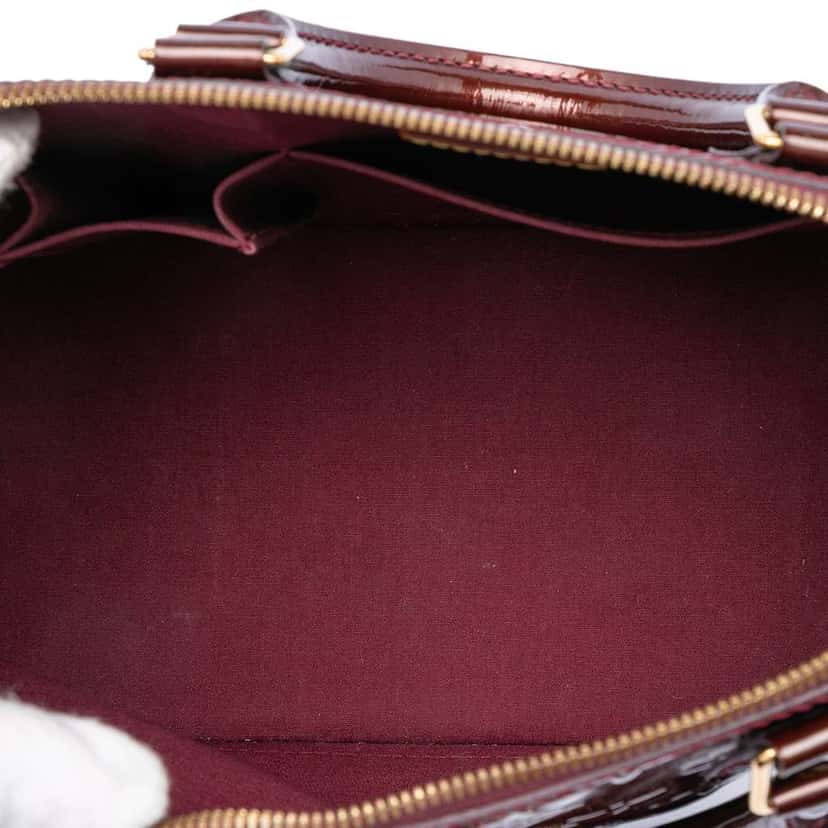 Louis Vuitton Monogram Vernis Alma PM Red Leather Very good condition - Model View