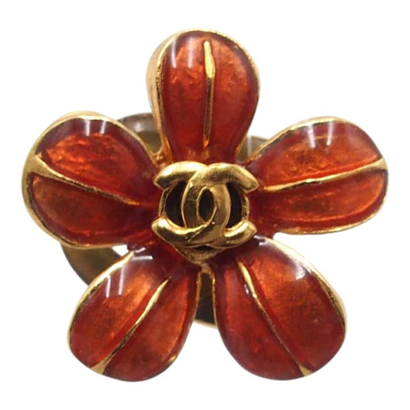 Chanel Gold Plated and Resin CC Flower Push Back Earrings Red Very good condition - Box View