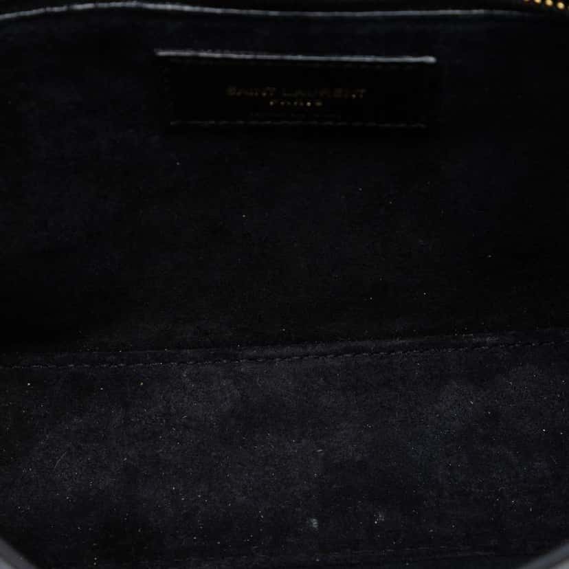 Saint Laurent Patent  Le 5 a 7 Black Leather Very good condition - Model View