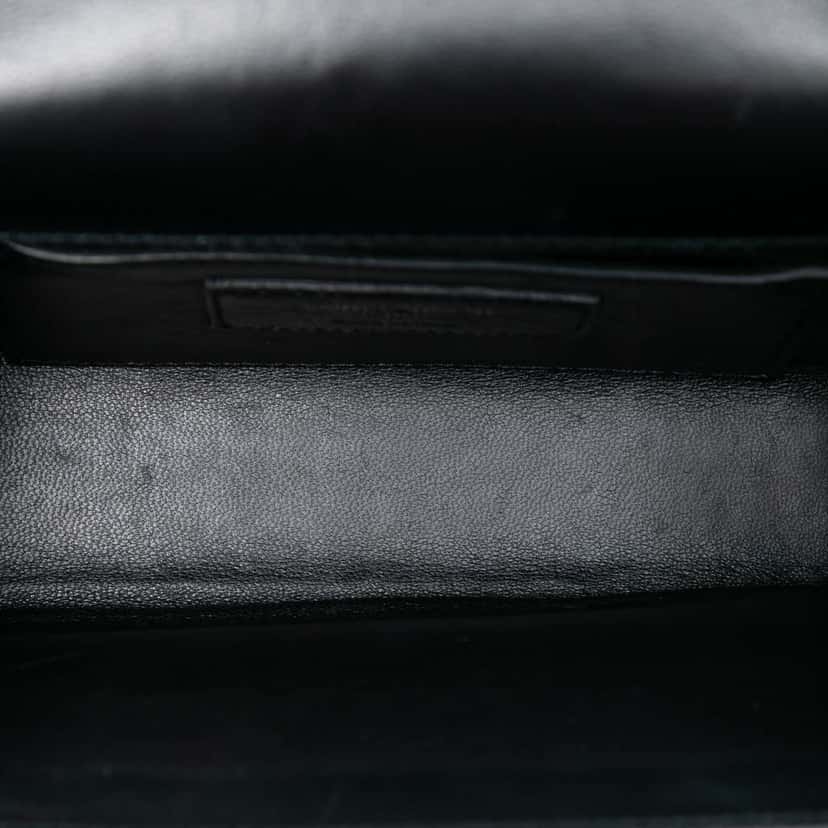 Saint Laurent Small Suede Monogram Kate Tassel Crossbody Black Leather Very good condition - Model View