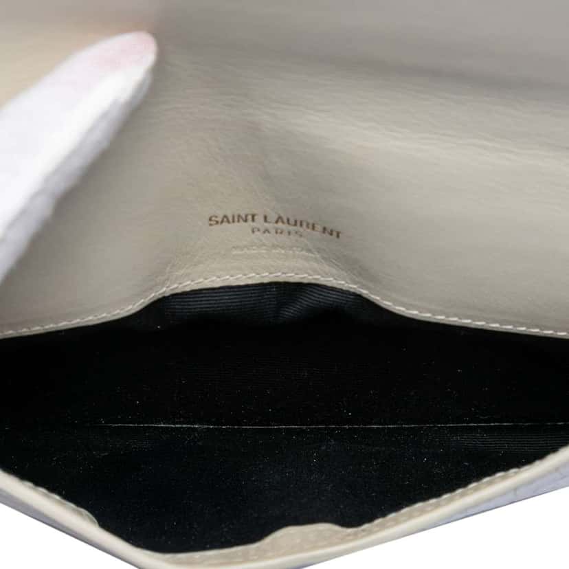 Saint Laurent Croc Embossed Leather Monogram Cassandre Crossbody White Leather Very good condition - Model View