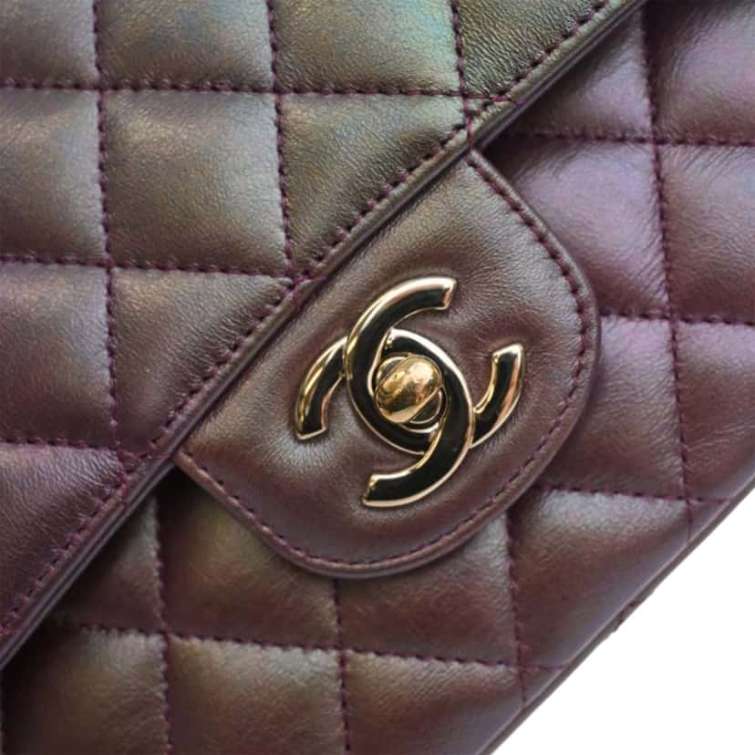 Chanel Medium Classic Iridescent Lambskin Double Flap Purple Leather Very good condition - Box View