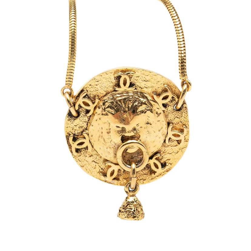 Chanel Gold Plated Lion Motif Medallion Pendant Necklace Gold Metal Very good condition - Front View