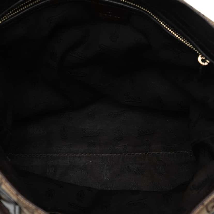 Gucci GG Canvas GG Charm Tote Beige Very good condition - Model View