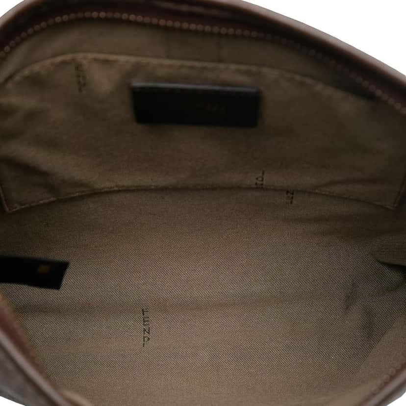 Fendi Zucchino Spalmati Crossbody Brown Canvas Very good condition - Model View