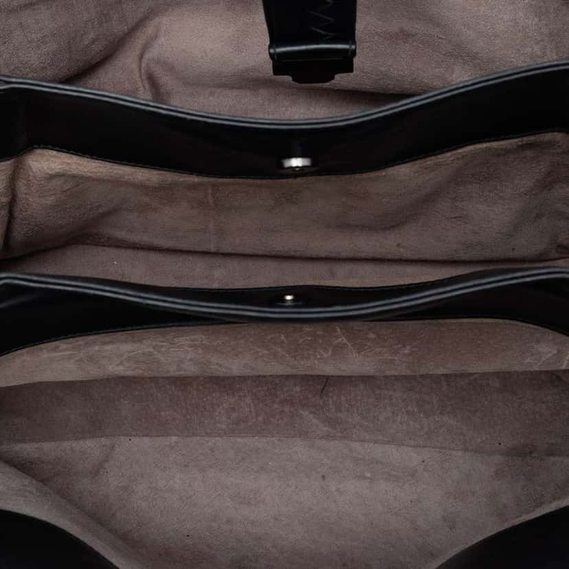 Bottega Veneta Medium Nappa Intrecciato Roma Tote Black Leather Very good condition - Model View