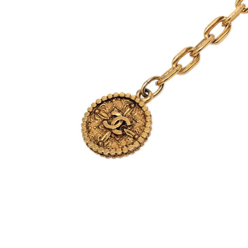 Chanel CC Gold Plated Medallion Chain Belt Gold Metal Very good condition - Front View